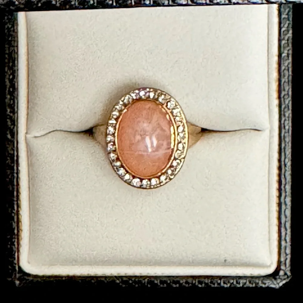 Gold Tone Oval Halo Ring with Peach Stone - Picture 3 of 4